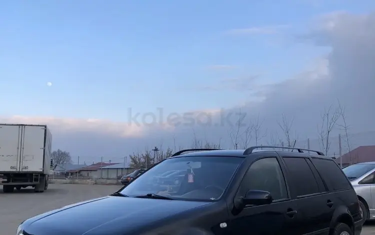 Volkswagen Golf 2001 года за 1 800 000 тг. в Алматы