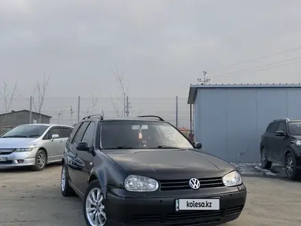 Volkswagen Golf 2001 года за 1 800 000 тг. в Алматы – фото 2