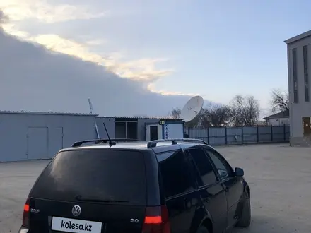Volkswagen Golf 2001 года за 1 800 000 тг. в Алматы – фото 7