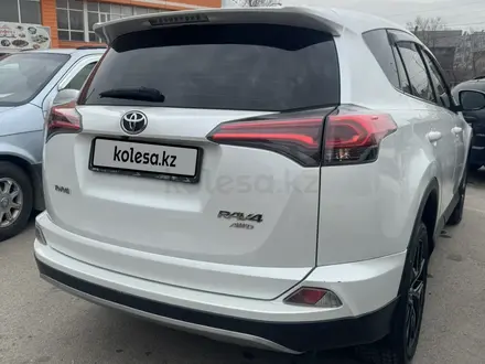 Toyota RAV4 2019 года за 14 500 000 тг. в Шымкент – фото 3