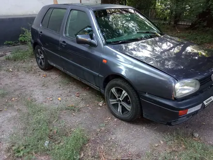 Volkswagen Golf 1993 года за 1 300 000 тг. в Алматы – фото 2