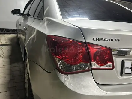 Chevrolet Cruze 2012 года за 3 400 000 тг. в Каскелен – фото 8