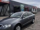 Volkswagen Passat 2006 года за 2 700 000 тг. в Астана – фото 2