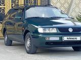Volkswagen Passat 1996 годаүшін2 700 000 тг. в Шымкент