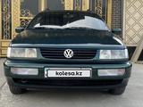 Volkswagen Passat 1996 годаүшін2 700 000 тг. в Шымкент – фото 2