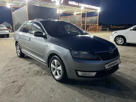 Skoda Rapid 2013 года за 4 600 000 тг. в Атырау – фото 4