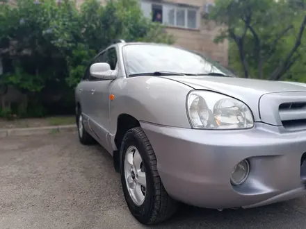 Hyundai Santa Fe 2005 года за 4 100 000 тг. в Алматы – фото 8