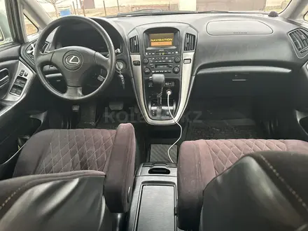 Lexus RX 300 2002 года за 5 800 000 тг. в Жанаозен