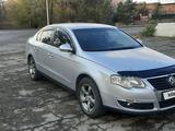 Volkswagen Passat 2006 года за 3 100 000 тг. в Усть-Каменогорск – фото 3