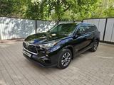 Toyota Highlander 2024 года за 26 500 000 тг. в Астана