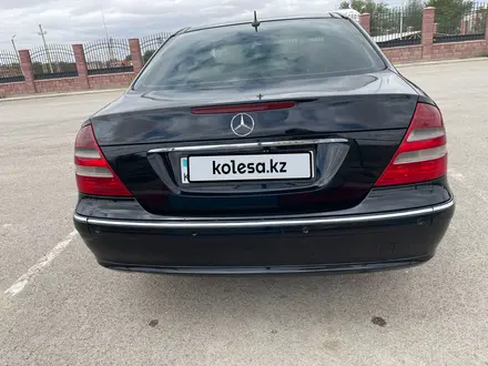 Mercedes-Benz E 320 2002 года за 6 500 000 тг. в Актау – фото 4