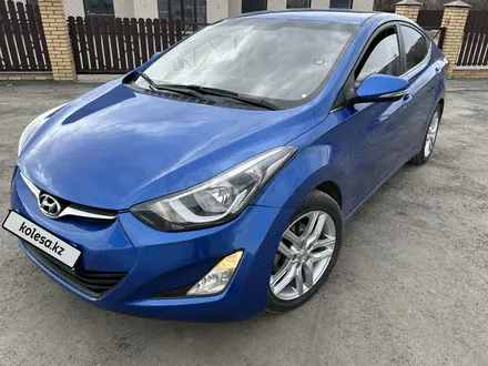 Hyundai Elantra 2015 года за 4 700 000 тг. в Актобе – фото 2