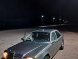 Mercedes-Benz E 260 1991 года за 700 000 тг. в Астана