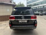 Toyota Land Cruiser 2018 года за 37 000 000 тг. в Алматы – фото 2