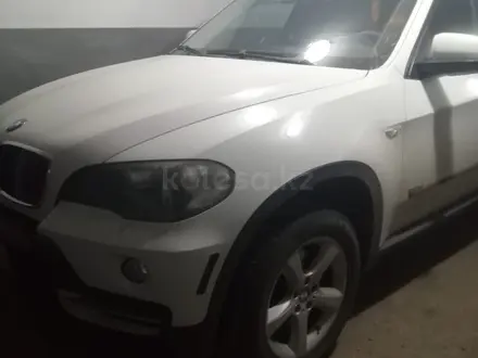 BMW X5 2007 года за 9 200 000 тг. в Караганда