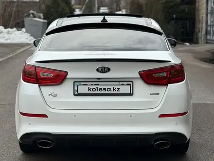 Kia K5 2013 года за 8 000 000 тг. в Алматы – фото 11
