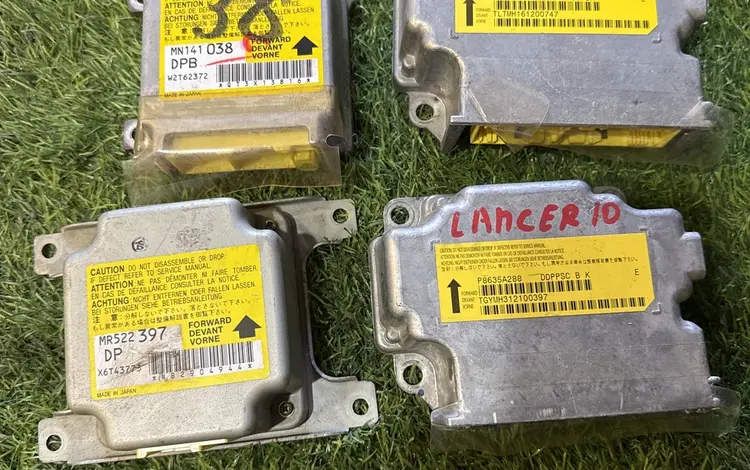 Блок управления SRS Airbag Mitsubishi за 10 000 тг. в Караганда
