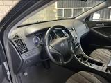 Hyundai Sonata 2012 года за 4 000 000 тг. в Актобе – фото 3