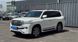Toyota Land Cruiser 2017 годаүшін29 690 000 тг. в Алматы