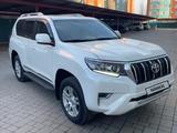 Toyota Land Cruiser Prado 2022 года за 33 000 000 тг. в Актобе