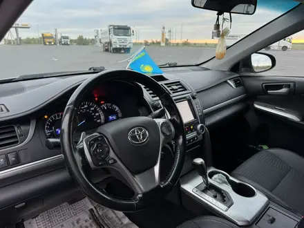 Toyota Camry 2014 года за 5 600 000 тг. в Уральск – фото 6