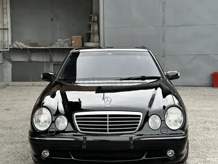 Mercedes-Benz E 55 AMG 2002 года за 11 000 000 тг. в Алматы – фото 8