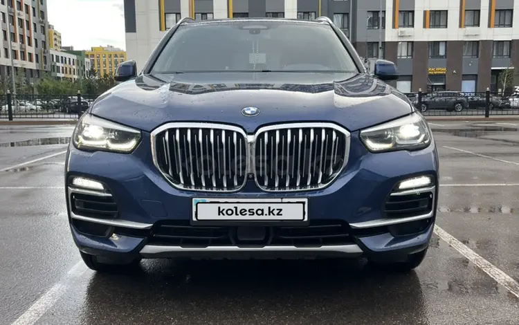 BMW X5 2019 года за 25 000 000 тг. в Астана
