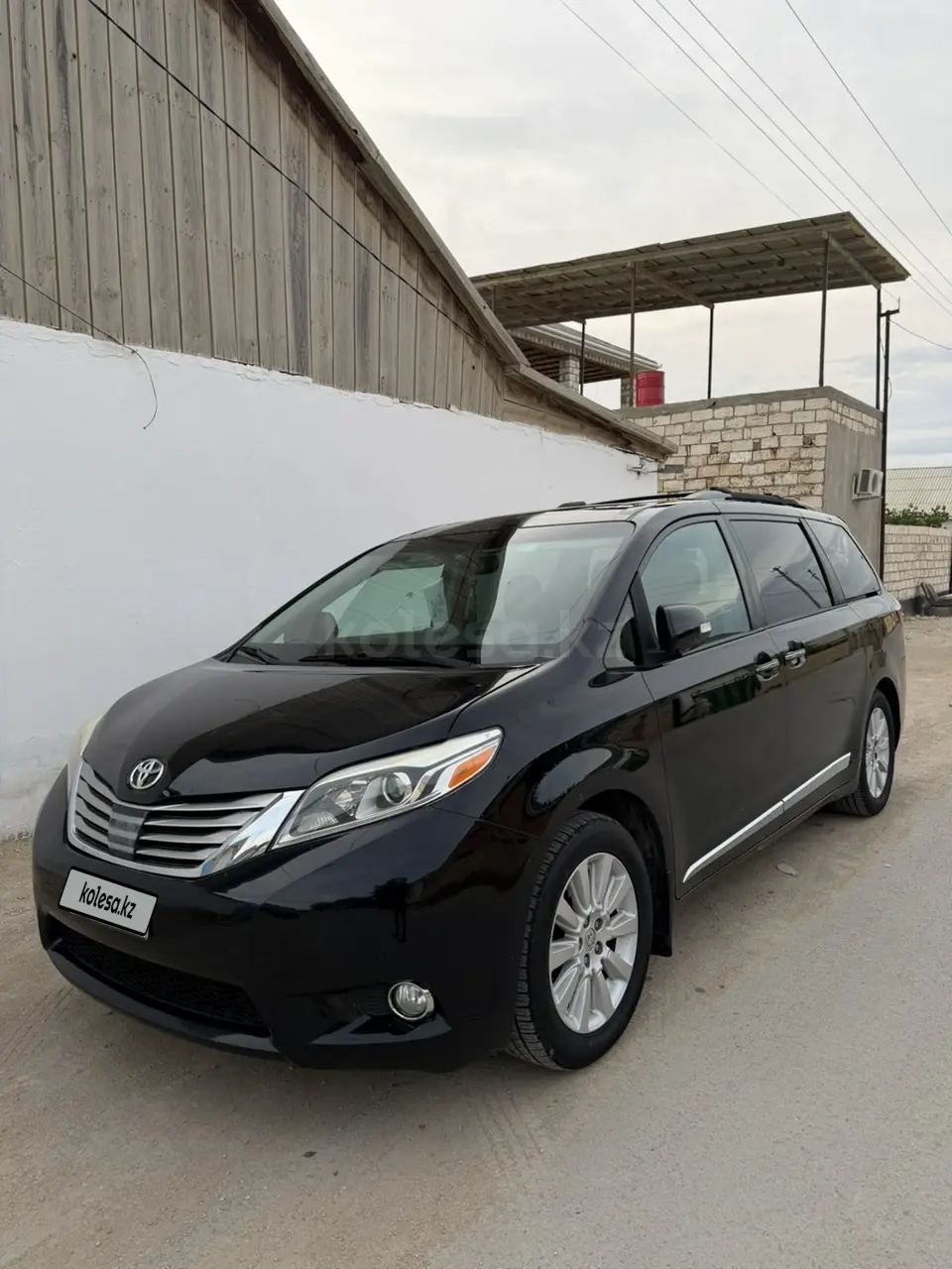 Toyota Sienna, 2015