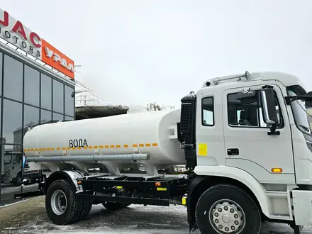 JAC  Автоцистерна АЦПТ-10 для перевозки питьевой воды, молока на шасси JAC N200 2024 года за 38 000 000 тг. в Атырау – фото 26