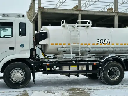 JAC  Автоцистерна АЦПТ-10 для перевозки питьевой воды, молока на шасси JAC N200 2024 года за 38 000 000 тг. в Атырау – фото 32