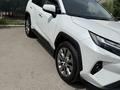 Toyota RAV4 2023 года за 17 500 000 тг. в Караганда – фото 3