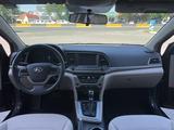 Hyundai Elantra 2018 годаүшін8 000 000 тг. в Шымкент – фото 3