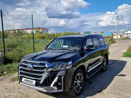 Toyota Land Cruiser 2020 года за 35 000 000 тг. в Петропавловск