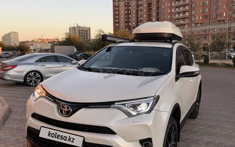 Toyota RAV4 2017 годаүшін11 500 000 тг. в Актау