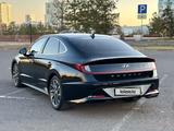 Hyundai Sonata 2022 годаүшін11 800 000 тг. в Алматы – фото 3