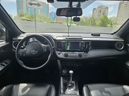 Toyota RAV4 2018 года за 15 500 000 тг. в Астана – фото 7