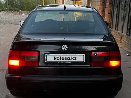 Volkswagen Passat 1996 года за 1 600 000 тг. в Алматы – фото 3