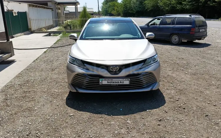 Toyota Camry 2018 года за 14 300 000 тг. в Туркестан