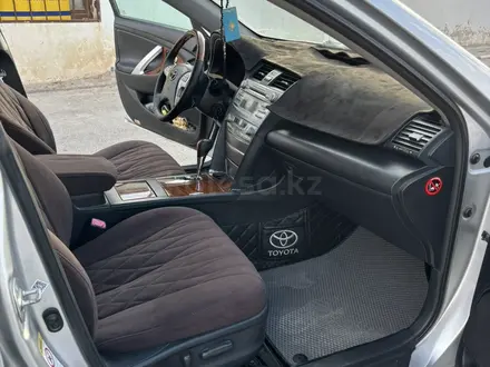 Toyota Camry 2008 года за 5 450 000 тг. в Жанаозен – фото 10