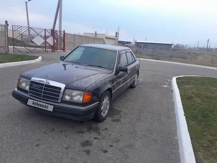 Mercedes-Benz E 300 1993 года за 1 900 000 тг. в Тараз – фото 4