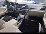 Hyundai Sonata 2015 годаүшін4 300 000 тг. в Уральск – фото 3