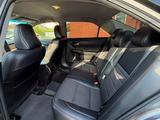 Toyota Camry 2016 года за 5 700 000 тг. в Уральск – фото 3