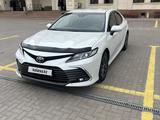 Toyota Camry 2023 годаүшін17 200 000 тг. в Караганда