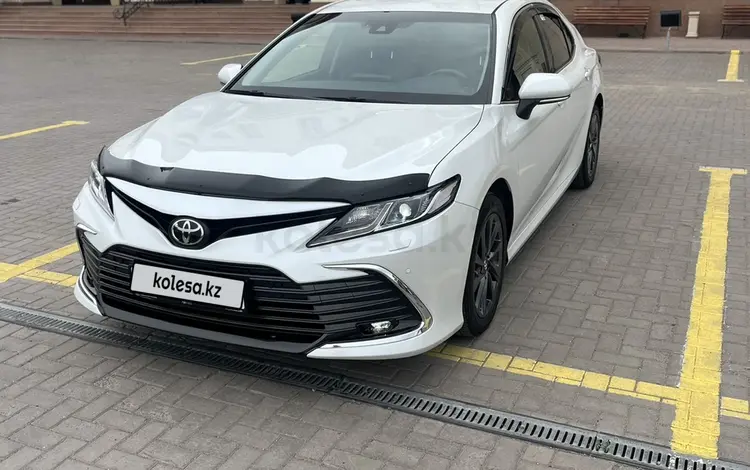 Toyota Camry 2023 годаүшін17 200 000 тг. в Караганда