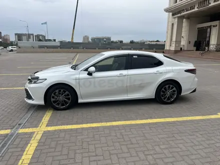 Toyota Camry 2023 года за 17 200 000 тг. в Караганда – фото 5