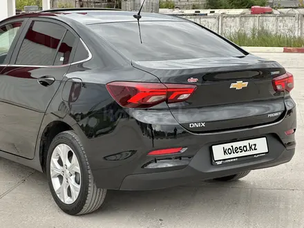 Chevrolet Onix 2023 года за 6 850 000 тг. в Караганда – фото 10