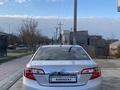 Toyota Camry 2011 года за 9 800 000 тг. в Шымкент – фото 2