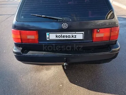 Volkswagen Passat 1994 года за 2 100 000 тг. в Алматы – фото 7