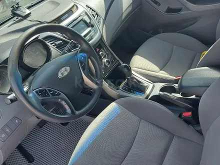 Hyundai Elantra 2014 года за 3 800 000 тг. в Атырау – фото 5