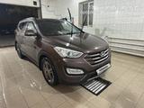 Hyundai Santa Fe 2014 года за 9 000 000 тг. в Атырау – фото 4